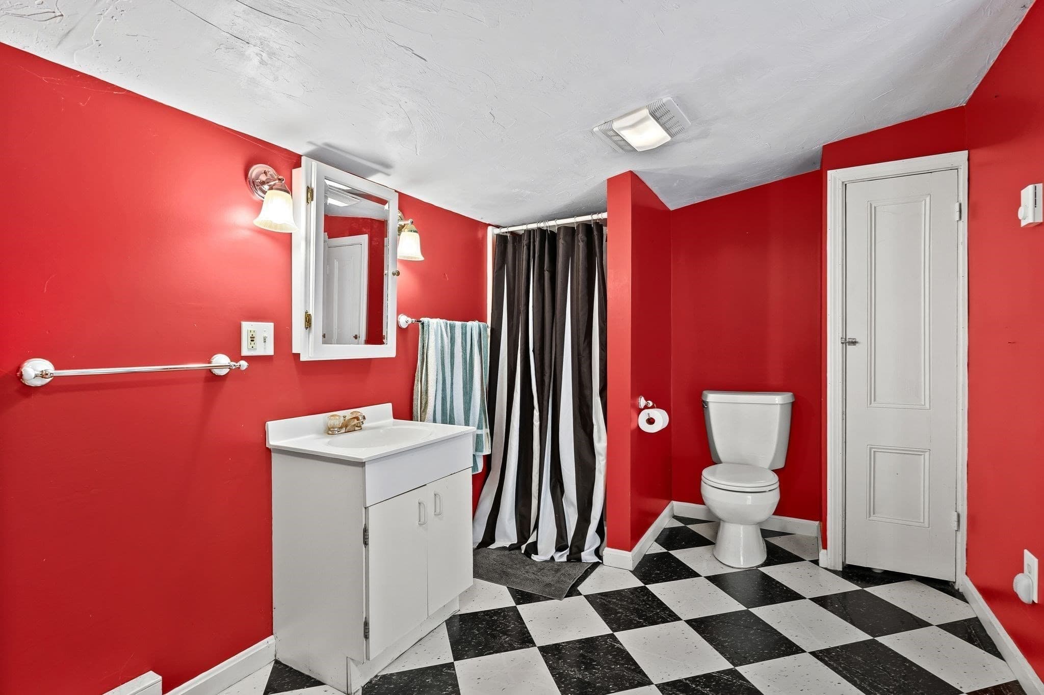 Single Family Residence at 351 Plymouth Street, Middleboro MA 02346, Middleboro, photo 32 of 42