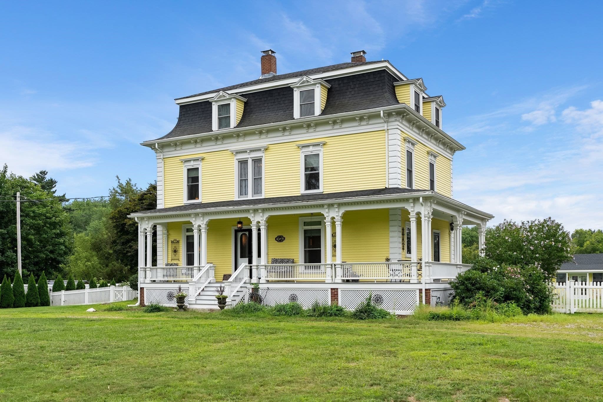 351 Plymouth Street, Middleboro MA 02346