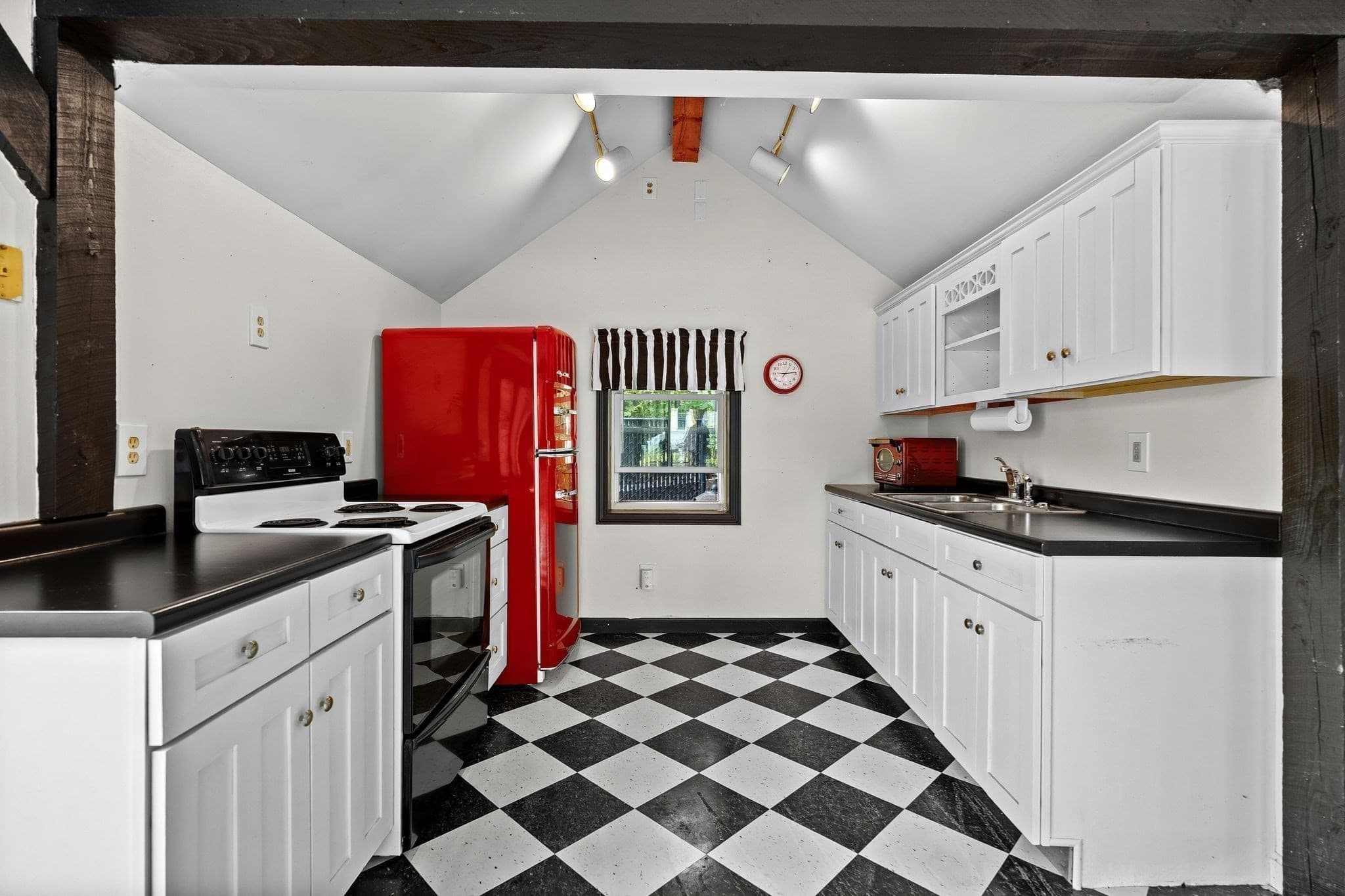 Single Family Residence at 351 Plymouth Street, Middleboro MA 02346, Middleboro, photo 31 of 42