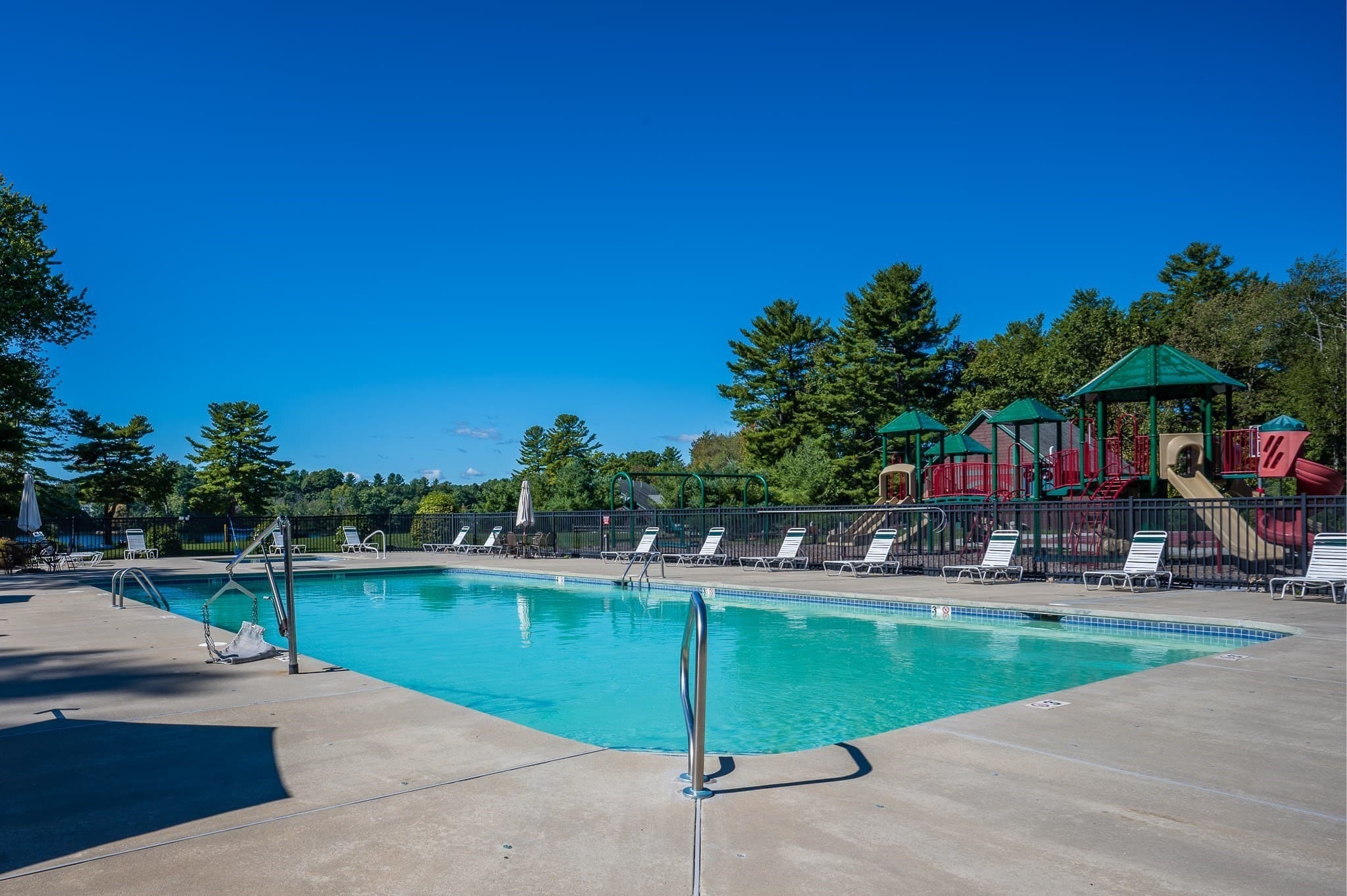 Condominium at 4 Acorn Ln # 4, Westford MA 01886, photo 20 of 31