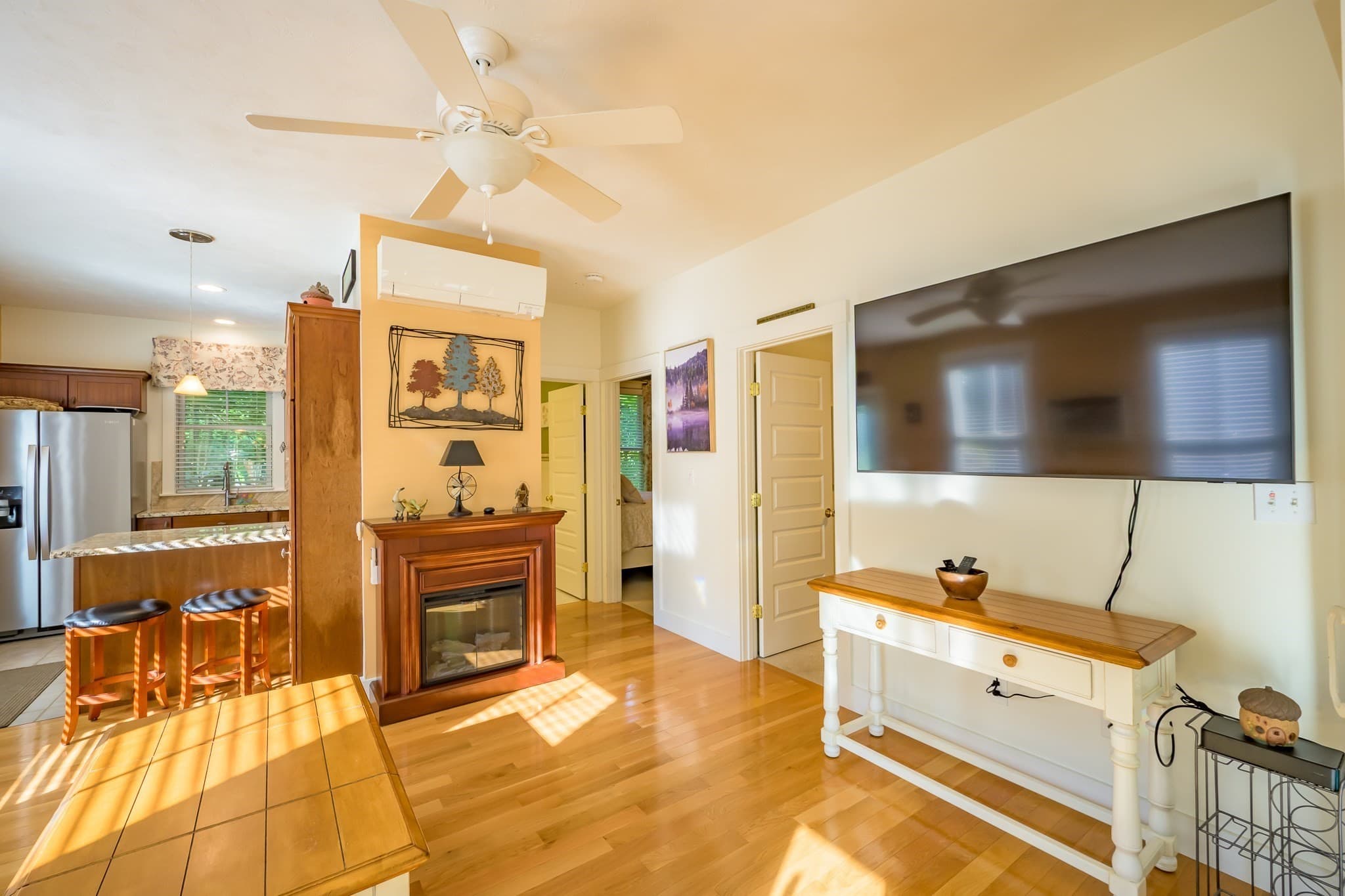 Condominium at 4 Acorn Ln # 4, Westford MA 01886, photo 9 of 31