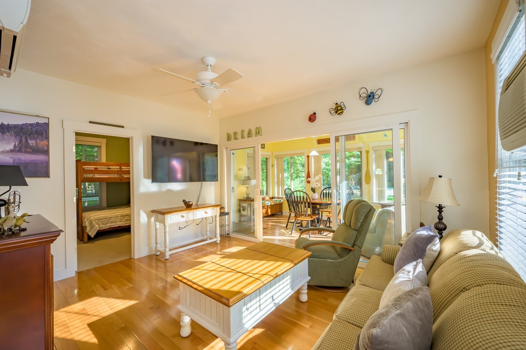 Condominium at 4 Acorn Ln # 4, Westford MA 01886, photo 11 of 31