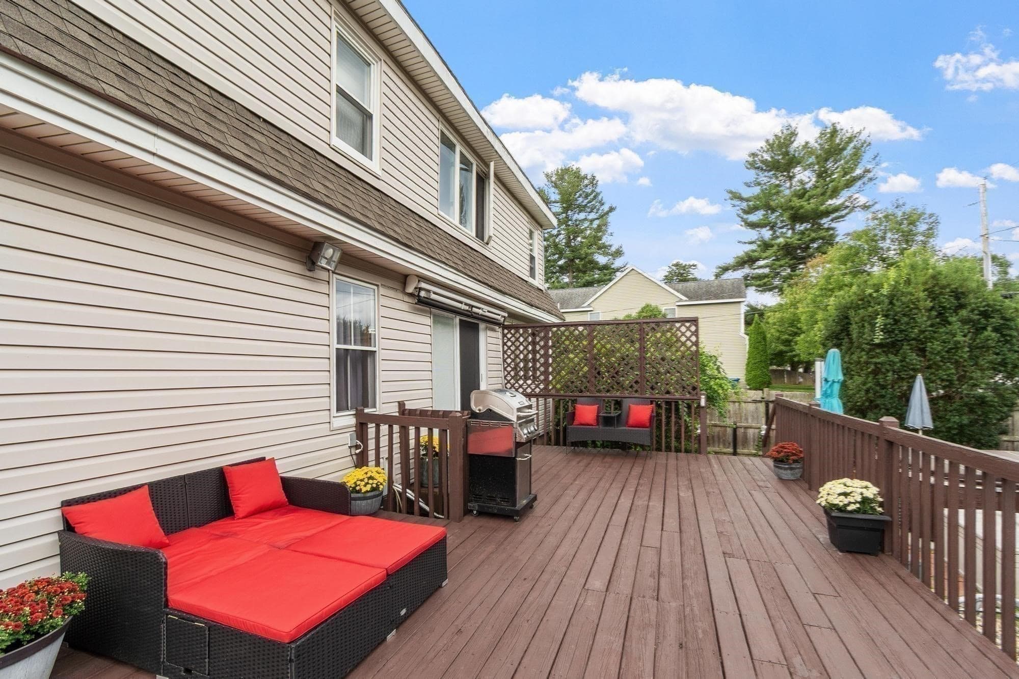 Single Family Residence at 75 Maple Road, Tewksbury MA 01876, photo 6 of 40