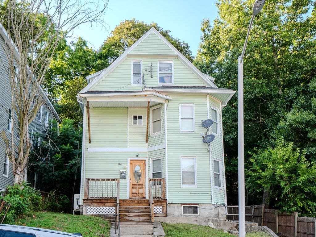 3 Family at 106 Illinois St, Worcester MA 01603, Worcester, photo 2 of 39