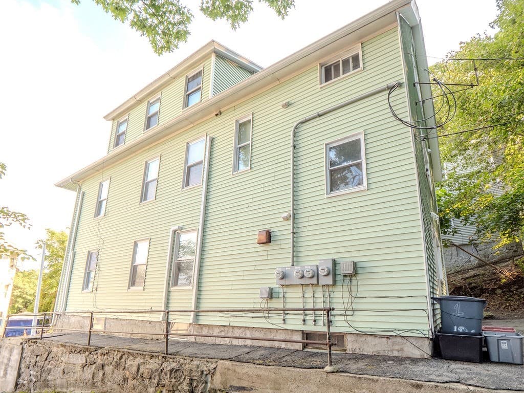 3 Family at 106 Illinois St, Worcester MA 01603, Worcester, photo 3 of 39