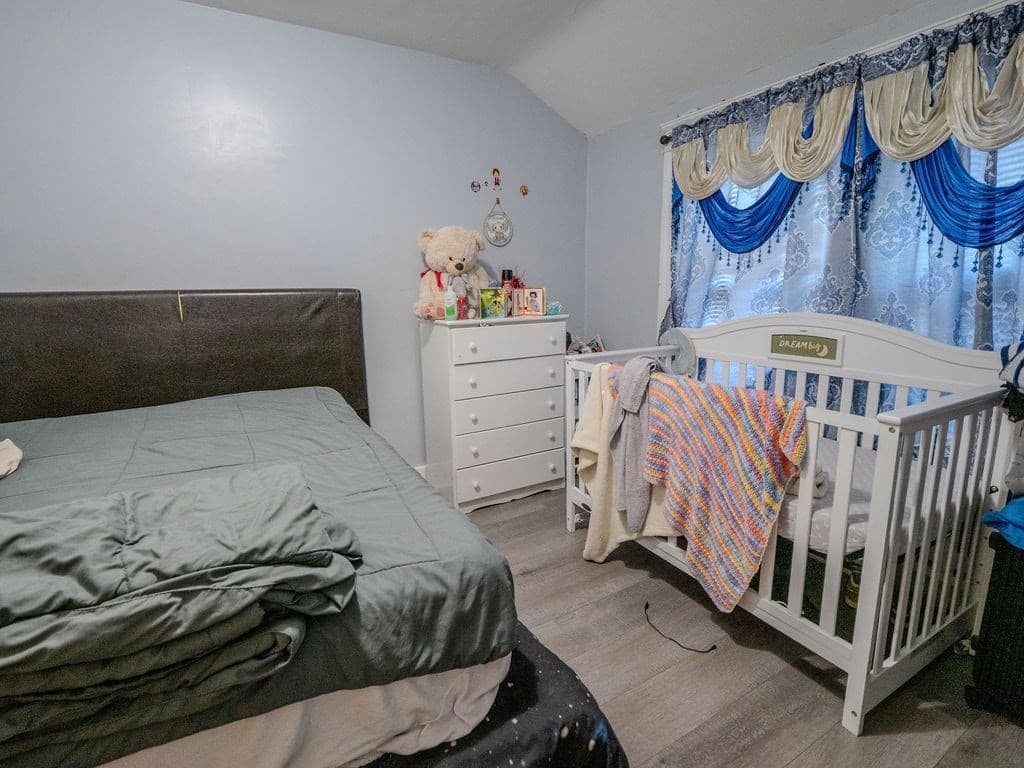 3 Family at 106 Illinois St, Worcester MA 01603, Worcester, photo 10 of 39