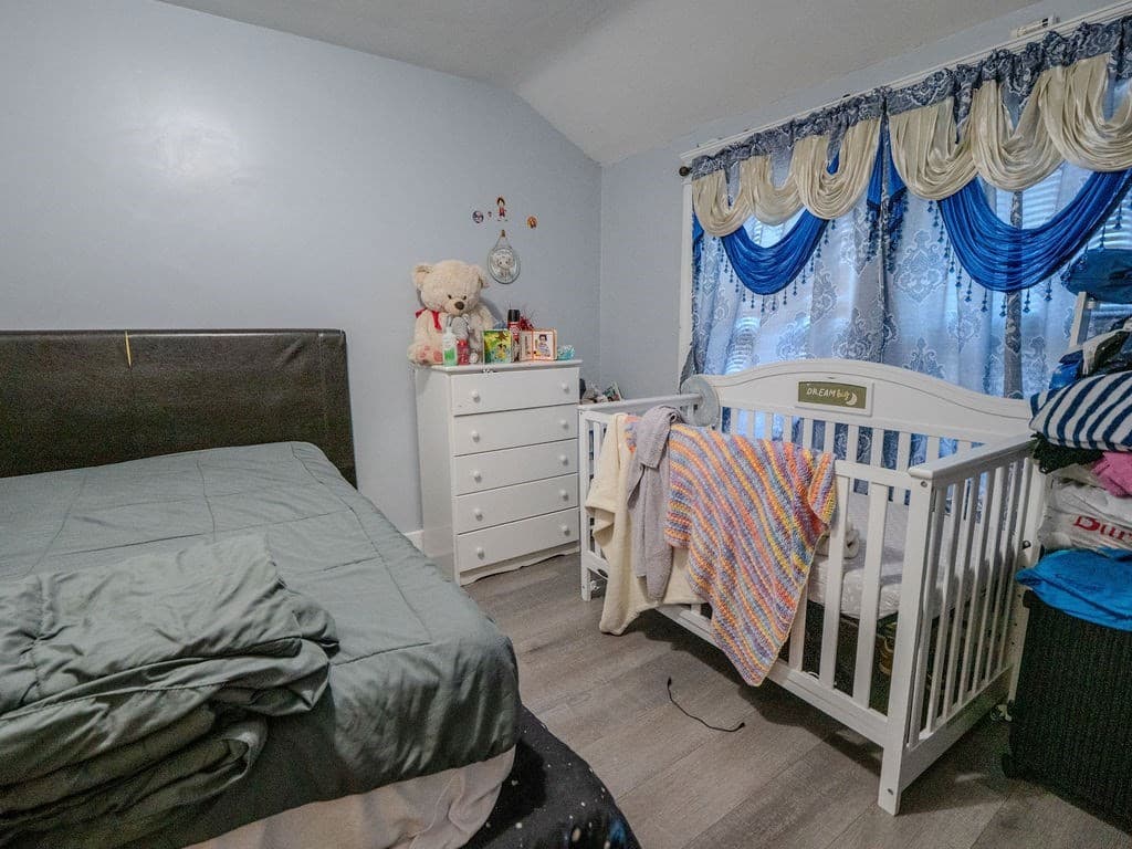 3 Family at 106 Illinois St, Worcester MA 01603, Worcester, photo 11 of 39
