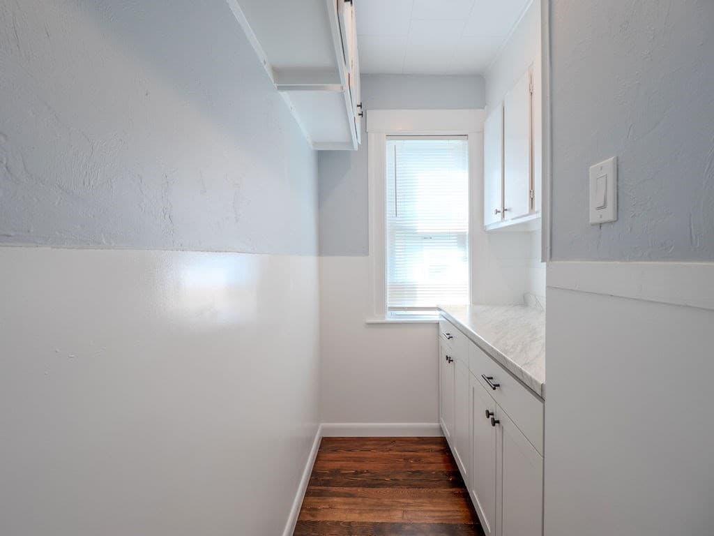 3 Family at 12 Ives St, Worcester MA 01603, Worcester, photo 17 of 42