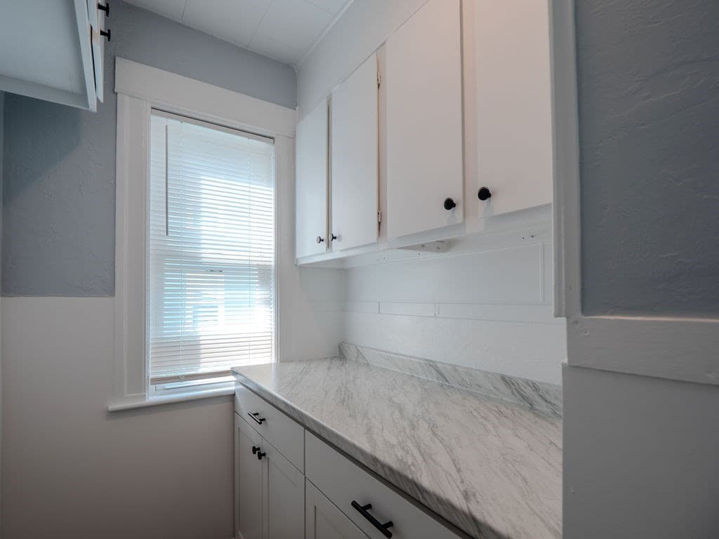 3 Family at 12 Ives St, Worcester MA 01603, Worcester, photo 18 of 42
