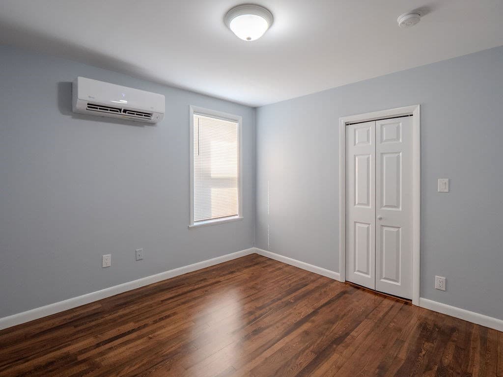 3 Family at 12 Ives St, Worcester MA 01603, Worcester, photo 11 of 42