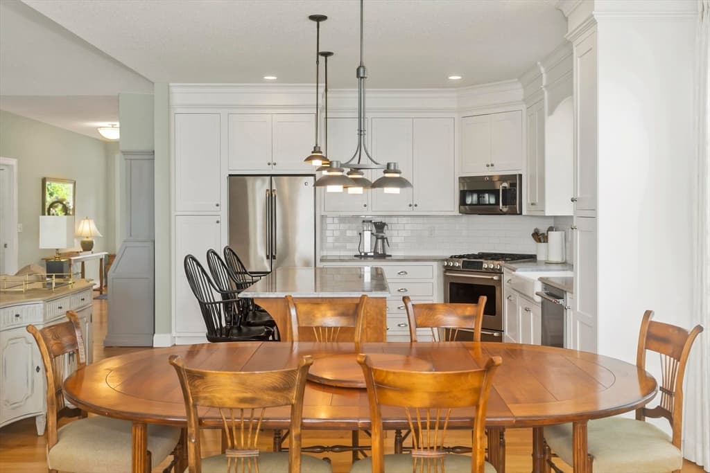 Condominium at 26 Bluegrass Dr # 26, East Longmeadow MA 01028, East Longmeadow, photo 6 of 39