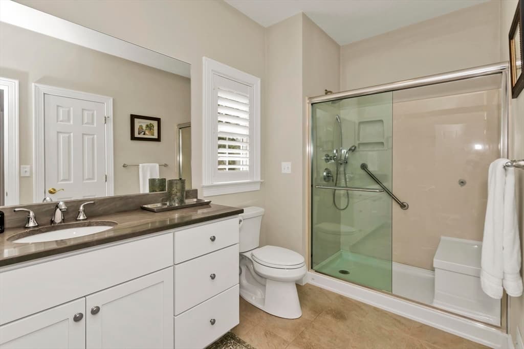 Condominium at 26 Bluegrass Dr # 26, East Longmeadow MA 01028, East Longmeadow, photo 17 of 39