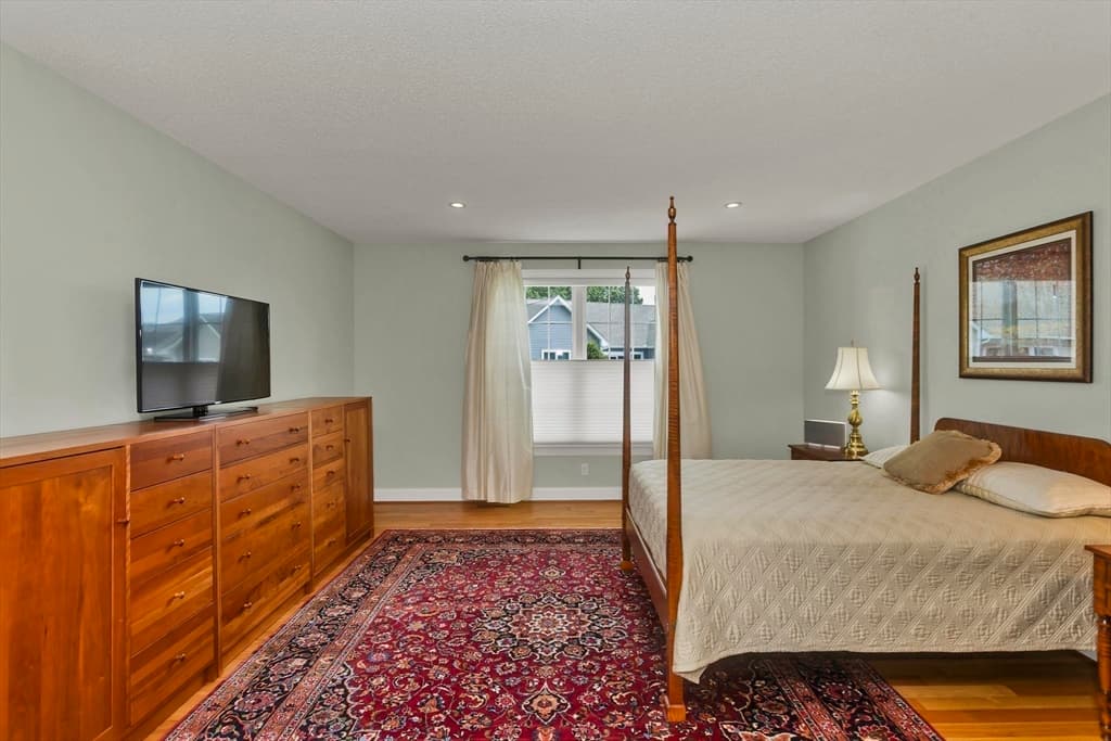 Condominium at 26 Bluegrass Dr # 26, East Longmeadow MA 01028, East Longmeadow, photo 16 of 39