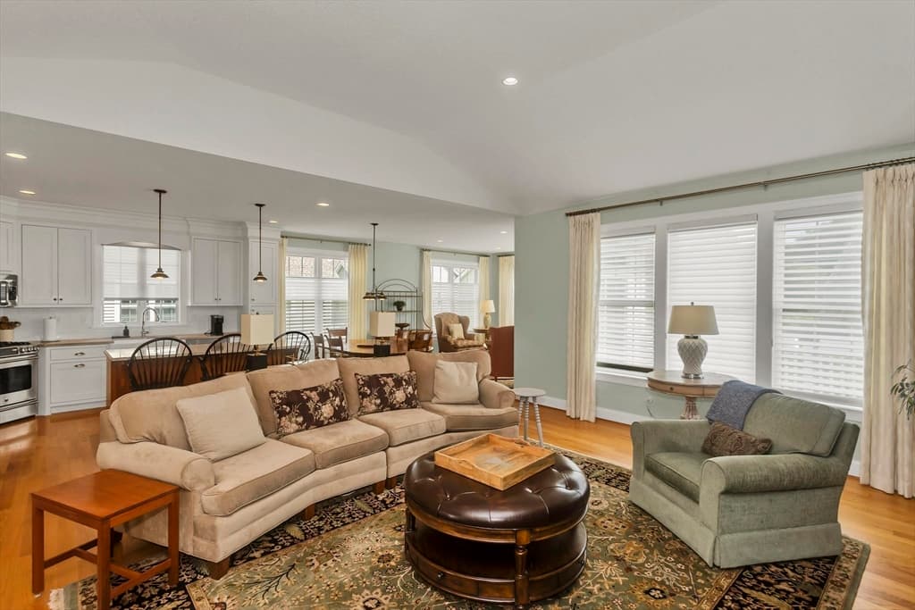 Condominium at 26 Bluegrass Dr # 26, East Longmeadow MA 01028, East Longmeadow, photo 12 of 39