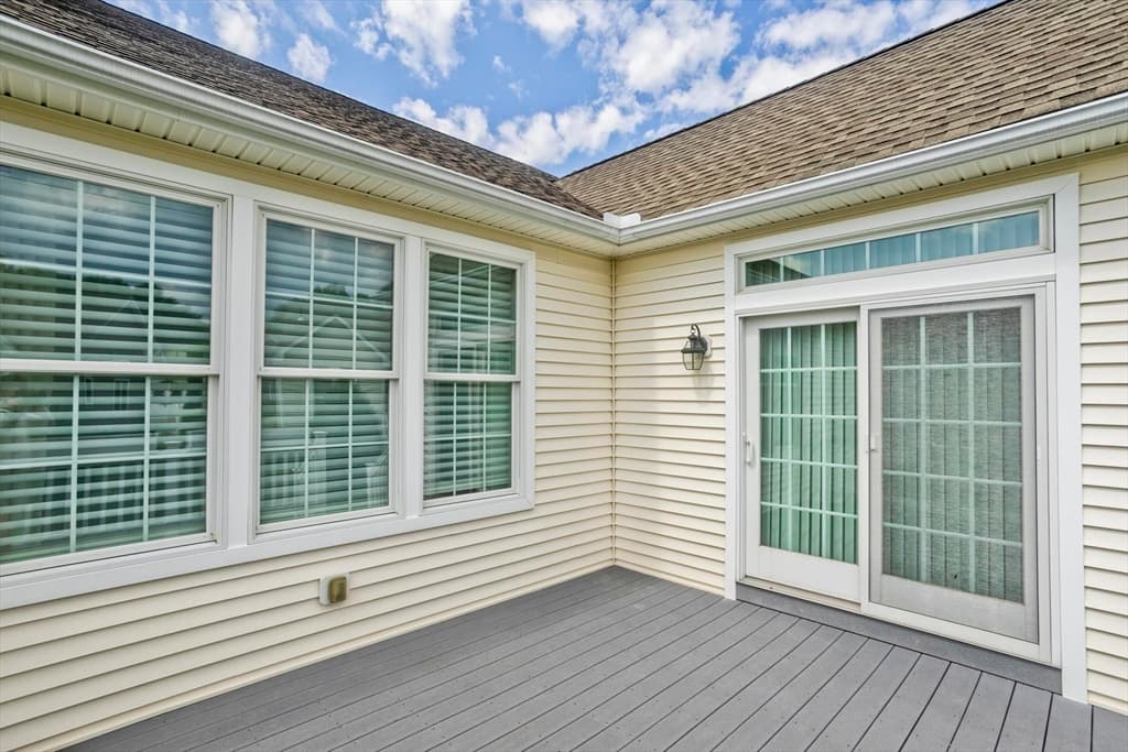 Condominium at 26 Bluegrass Dr # 26, East Longmeadow MA 01028, East Longmeadow, photo 32 of 39