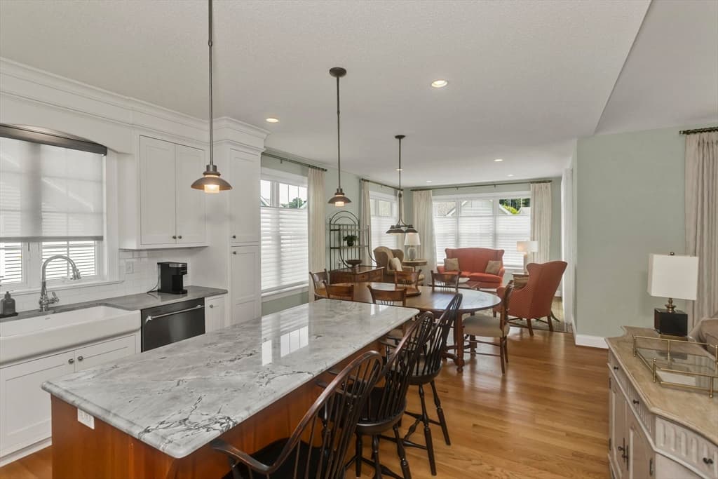 Condominium at 26 Bluegrass Dr # 26, East Longmeadow MA 01028, East Longmeadow, photo 5 of 39