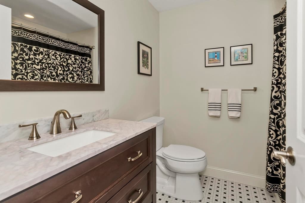 Condominium at 26 Bluegrass Dr # 26, East Longmeadow MA 01028, East Longmeadow, photo 30 of 39