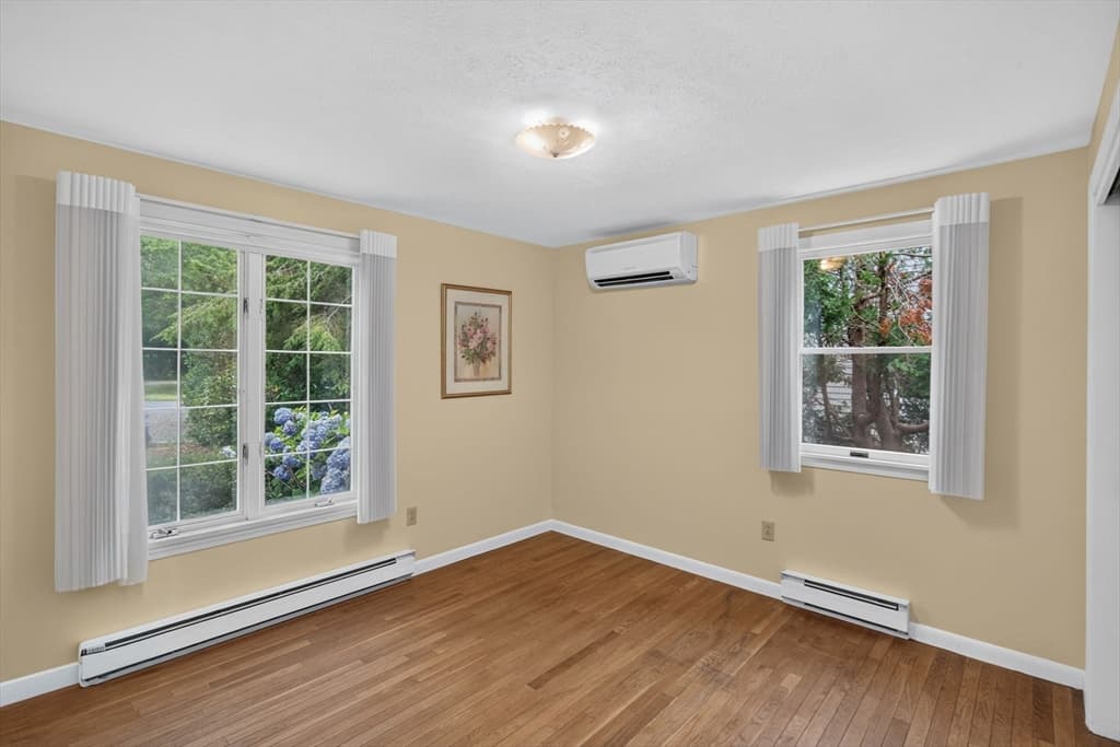 Single Family Residence at 50 Shaker Ln, Falmouth MA 02536, Falmouth, photo 23 of 34
