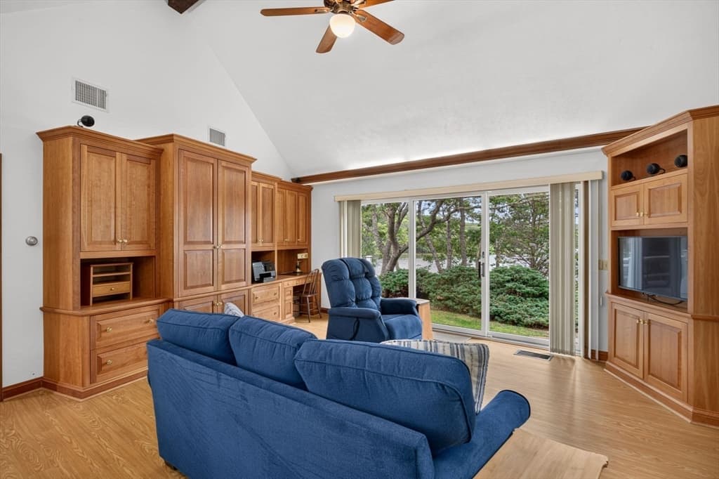 Single Family Residence at 50 Shaker Ln, Falmouth MA 02536, Falmouth, photo 13 of 34