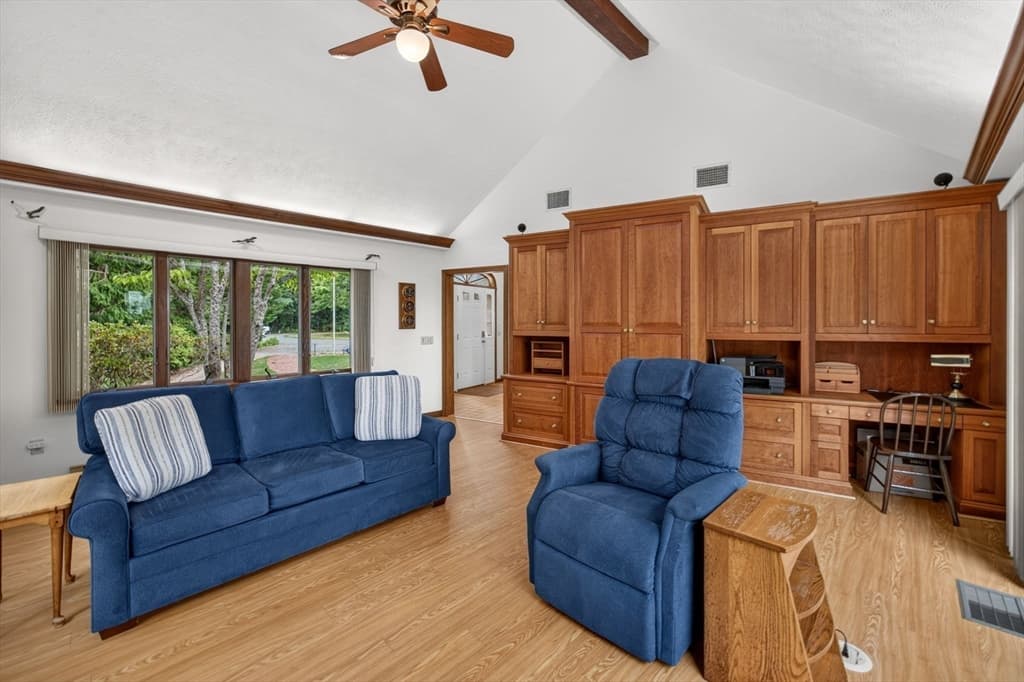 Single Family Residence at 50 Shaker Ln, Falmouth MA 02536, Falmouth, photo 14 of 34