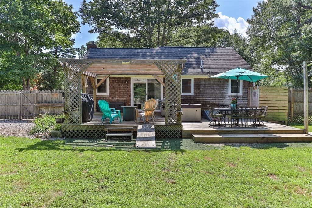 Single Family Residence at 3 Shagbark Rd, Sandwich MA 02644, Sandwich, photo 34 of 36