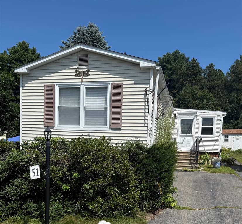51 Pinehurst Drive, Plymouth MA 02360
