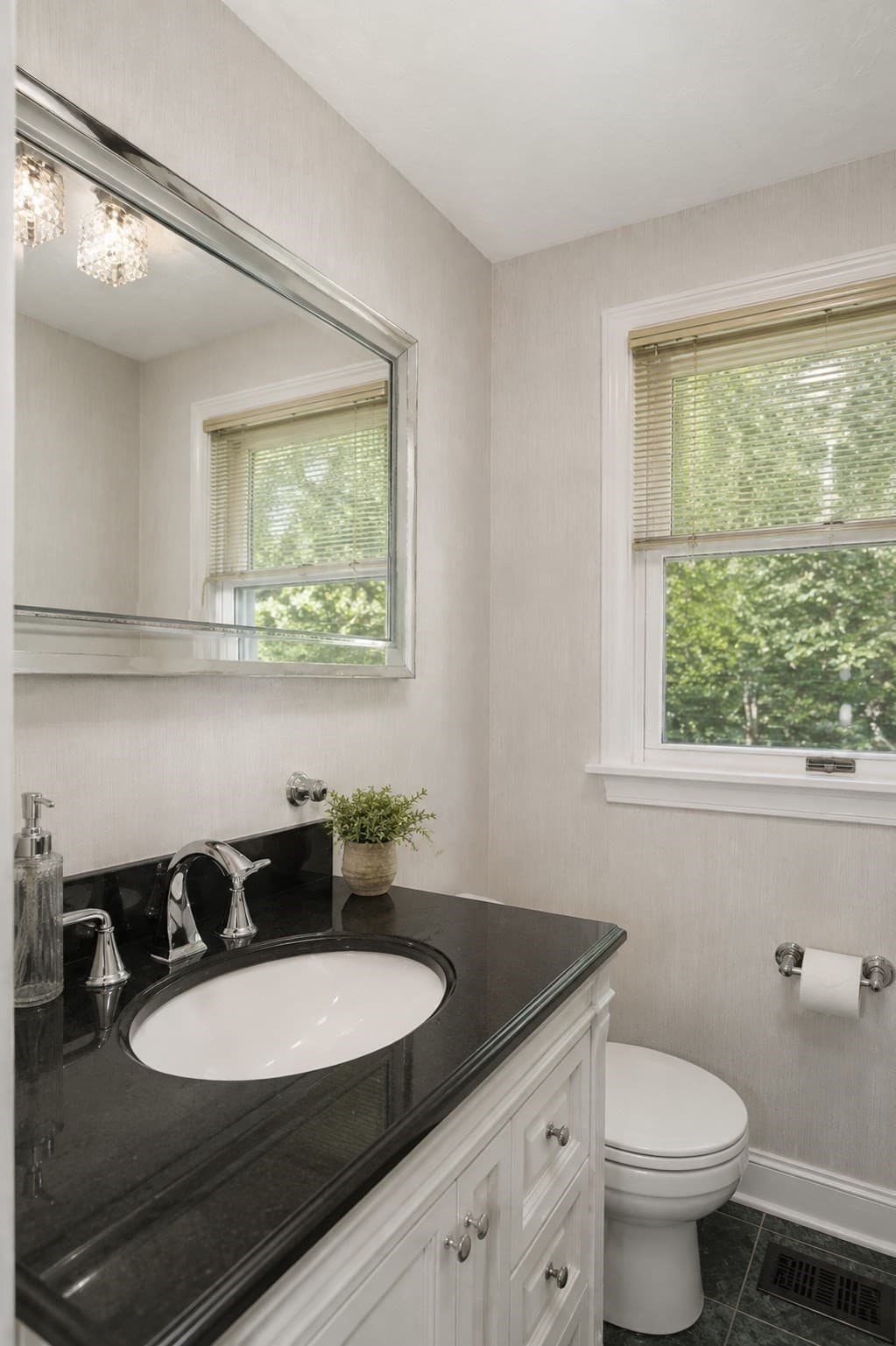 Condominium at 81 Grant Avenue # 81, Belmont MA 02478, Belmont, photo 6 of 23