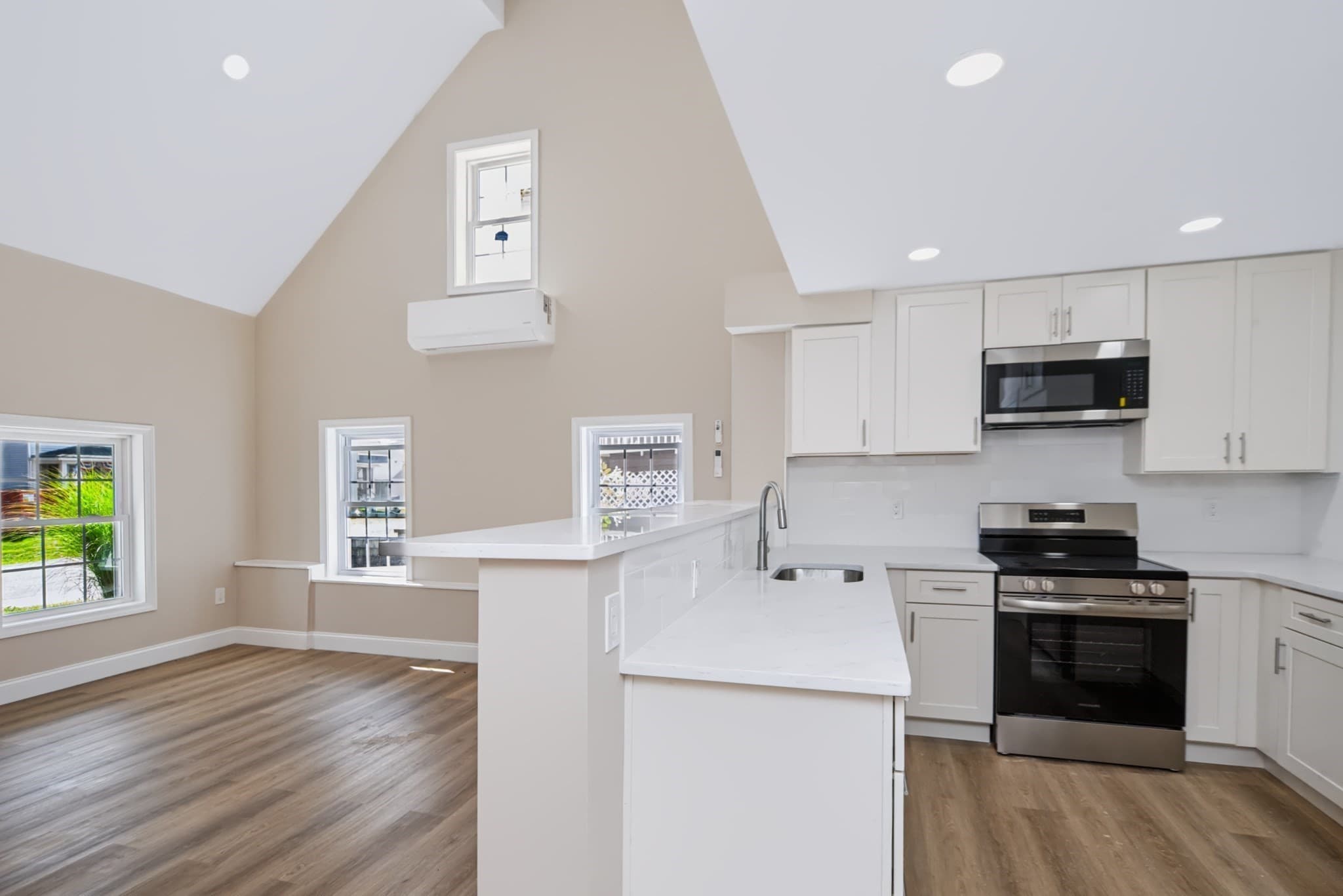 Single Family Residence at 16 Winter Pl, Winchendon MA 01475, Winchendon, photo 2 of 42