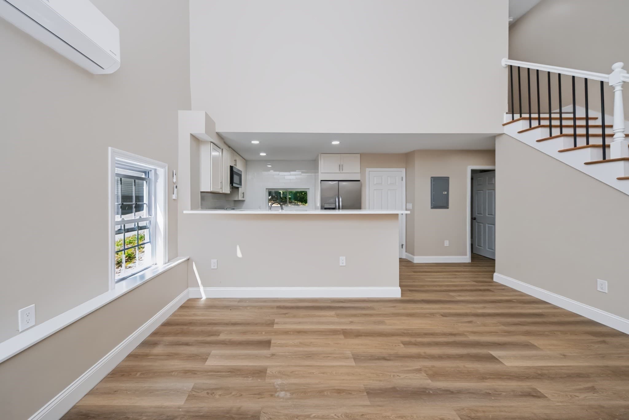 Single Family Residence at 16 Winter Pl, Winchendon MA 01475, Winchendon, photo 6 of 42