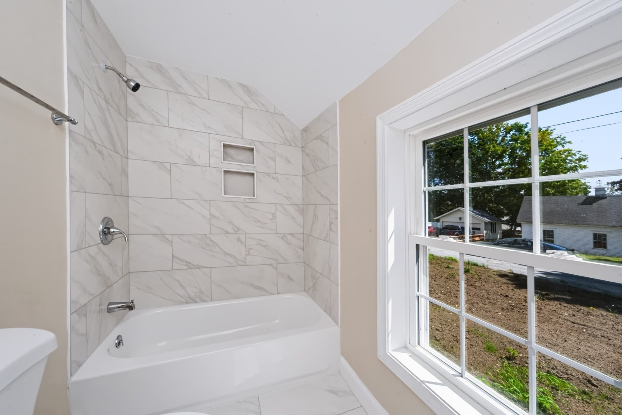 Single Family Residence at 16 Winter Pl, Winchendon MA 01475, Winchendon, photo 16 of 42