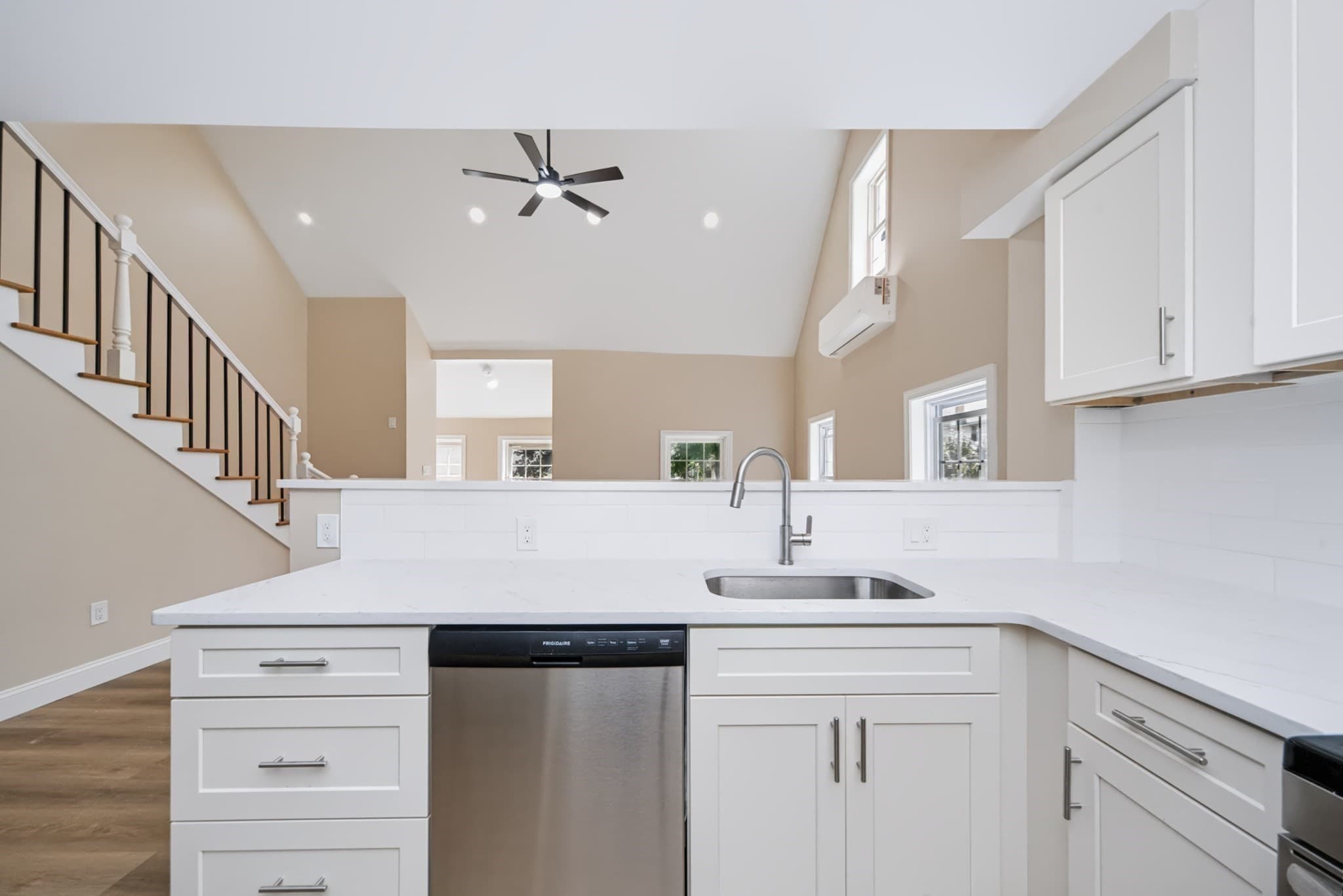 Single Family Residence at 16 Winter Pl, Winchendon MA 01475, Winchendon, photo 11 of 42