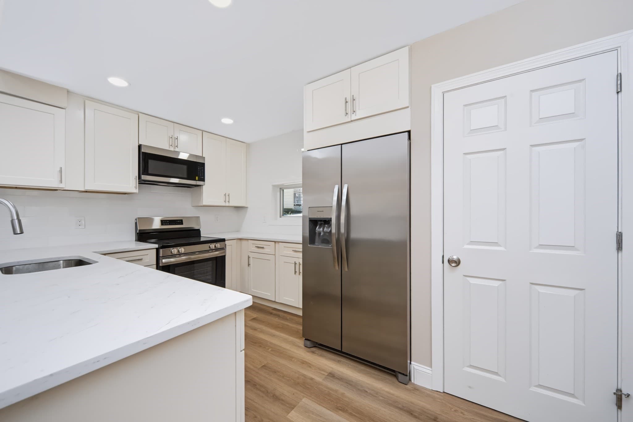 Single Family Residence at 16 Winter Pl, Winchendon MA 01475, Winchendon, photo 8 of 42