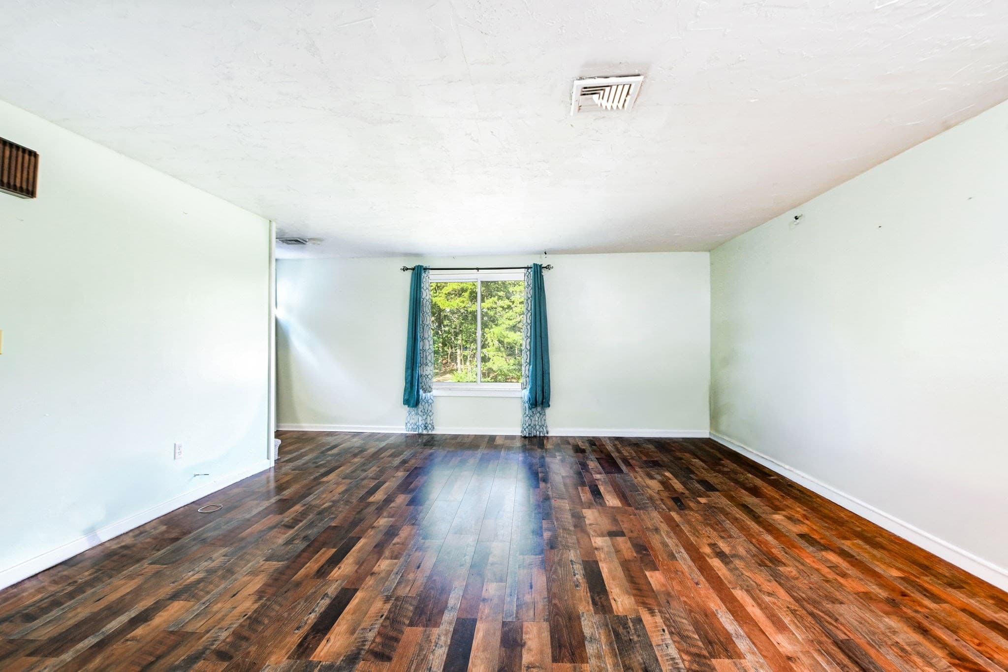 Condominium at 29 Surrey Ln # 29, Bourne MA 02532, Bourne, photo 5 of 25