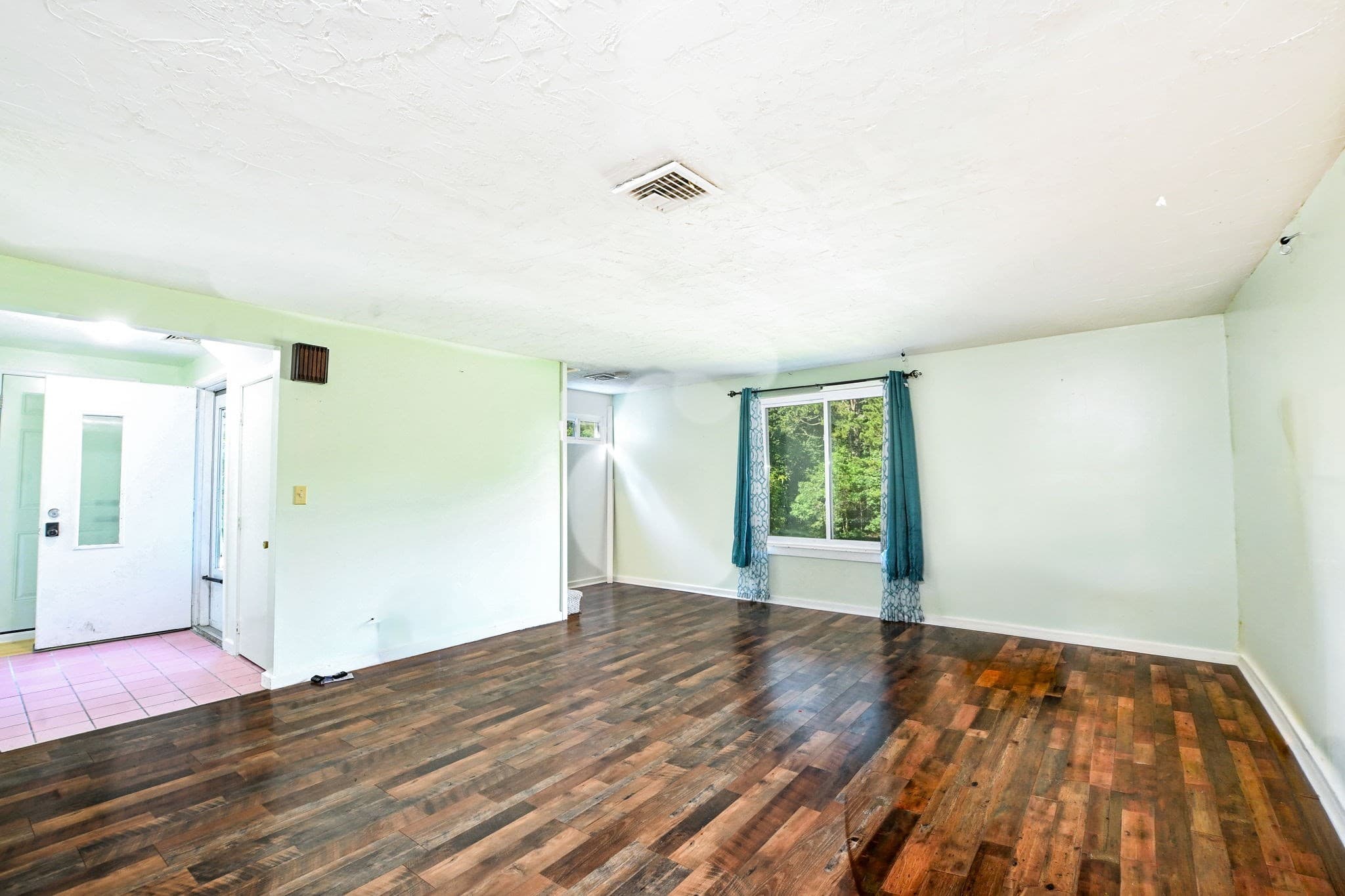 Condominium at 29 Surrey Ln # 29, Bourne MA 02532, Bourne, photo 4 of 25