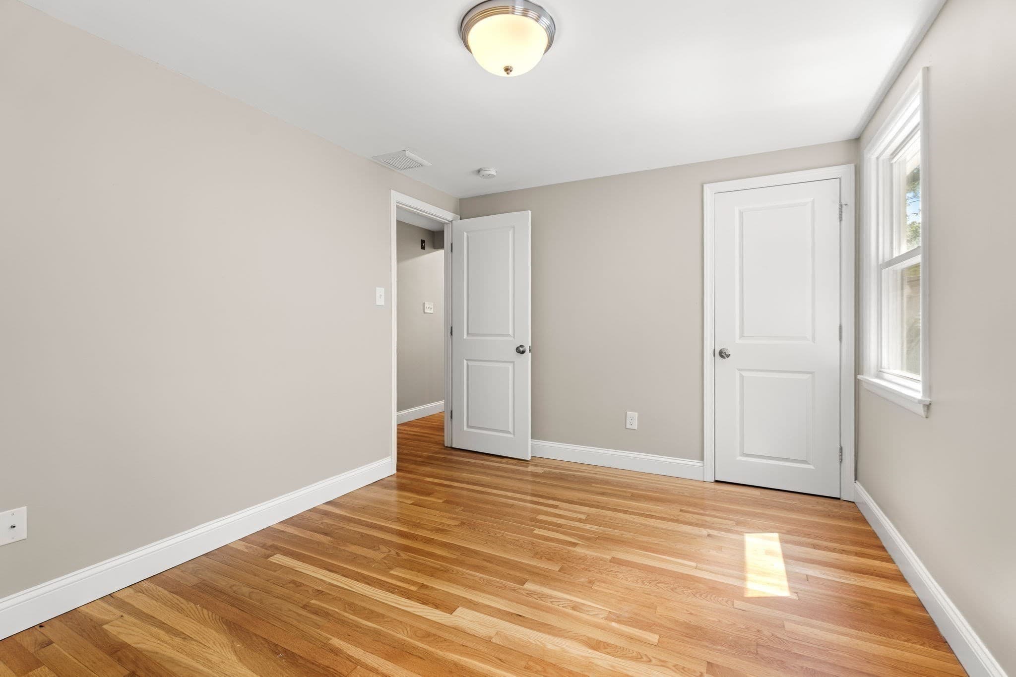 Single Family Residence at 108 Westford, Chelmsford MA 01824, photo 18 of 40