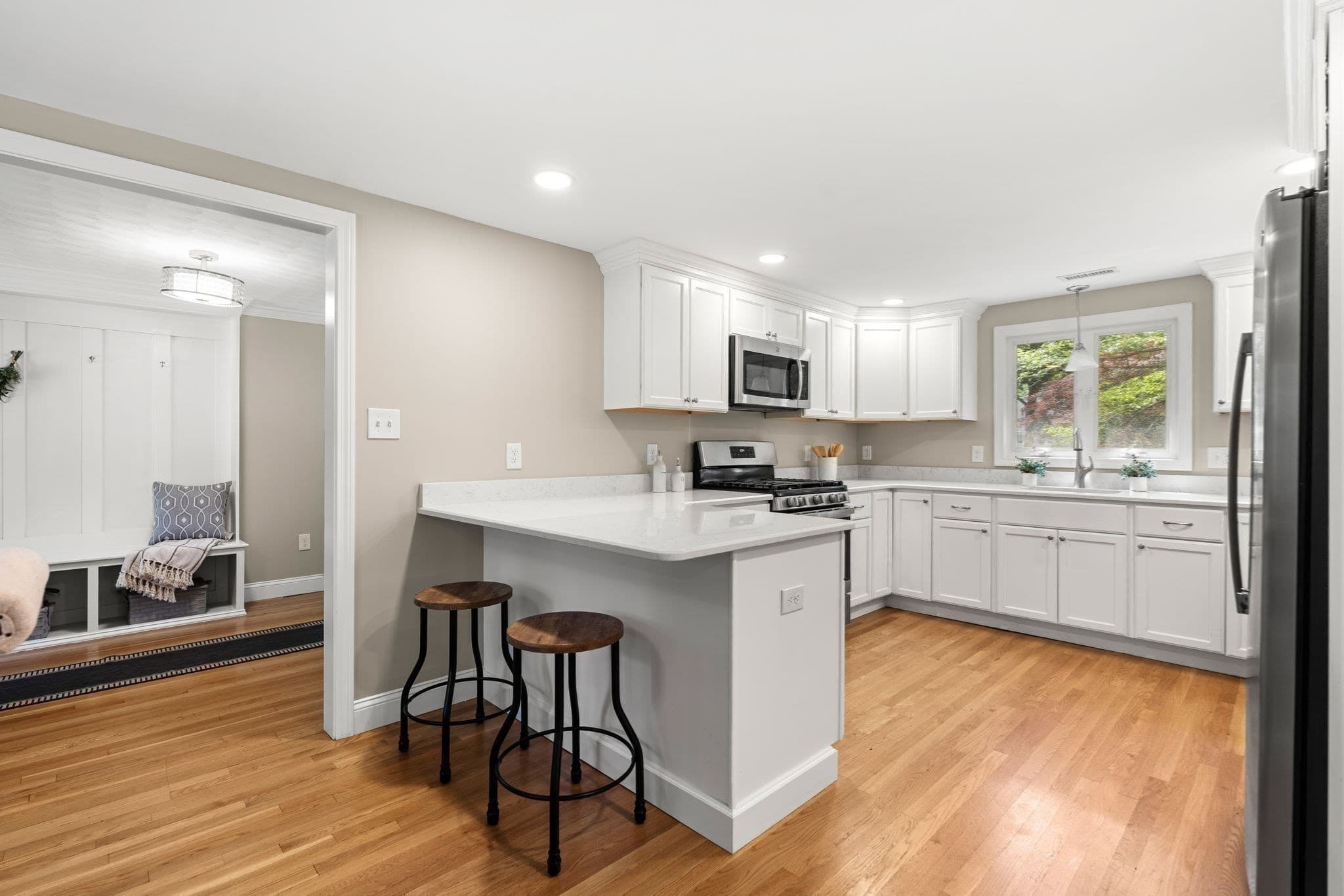 Single Family Residence at 108 Westford, Chelmsford MA 01824, photo 4 of 40