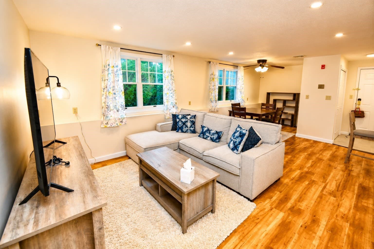 Condominium at 20 Webb Pl # 1A, Mansfield MA 02048, Mansfield, photo 2 of 15