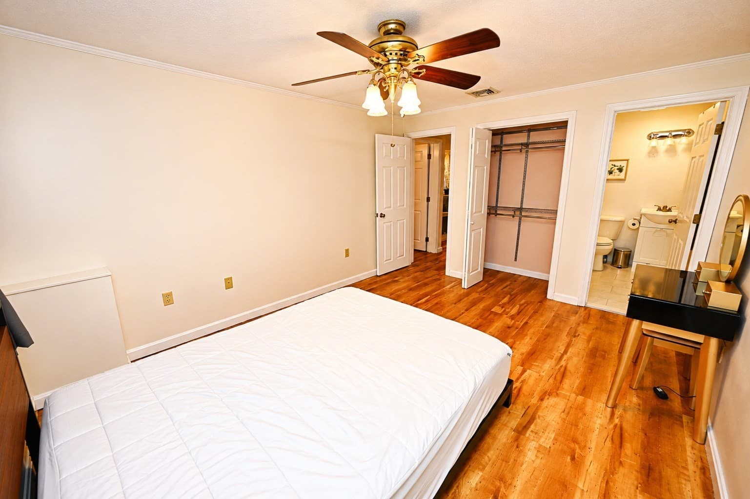 Condominium at 20 Webb Pl # 1A, Mansfield MA 02048, Mansfield, photo 7 of 15