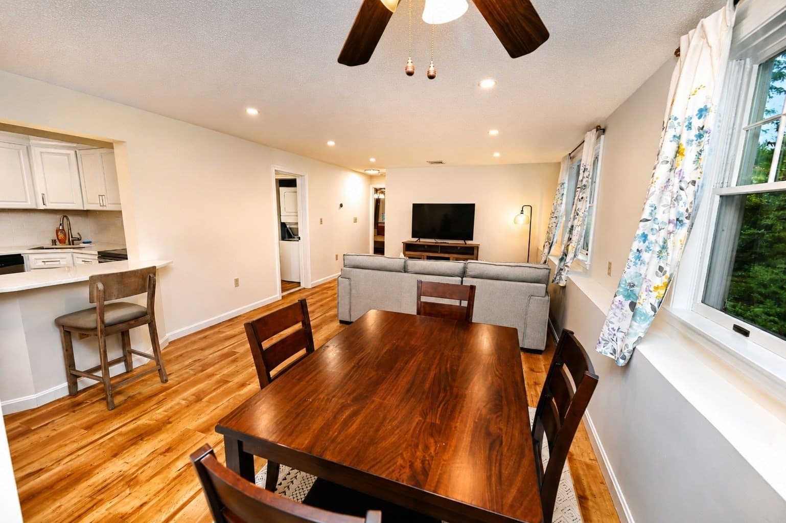 Condominium at 20 Webb Pl # 1A, Mansfield MA 02048, Mansfield, photo 3 of 15