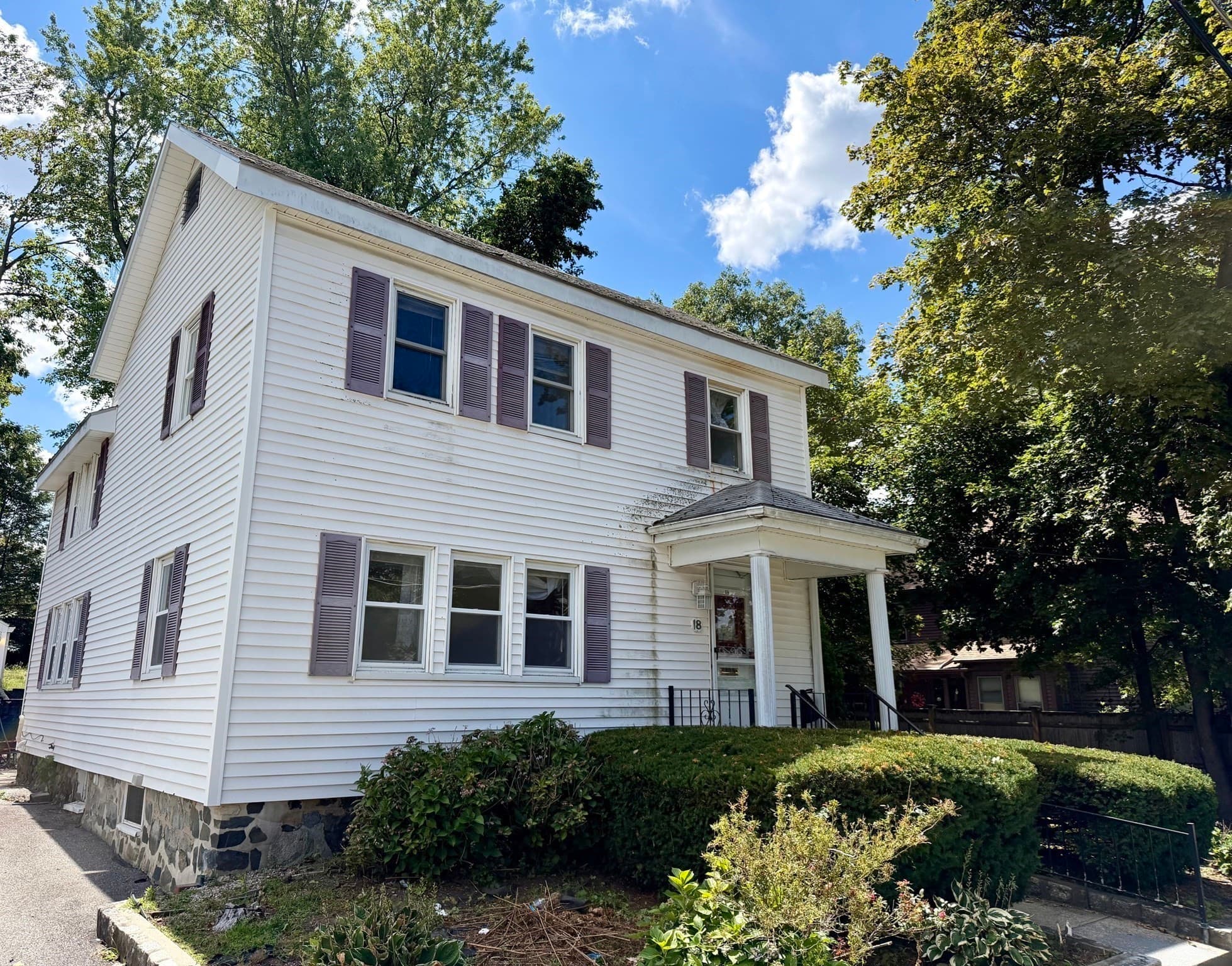 Single Family Residence at 18 Flint Ave, Stoneham MA 02180, Stoneham, photo 3 of 29