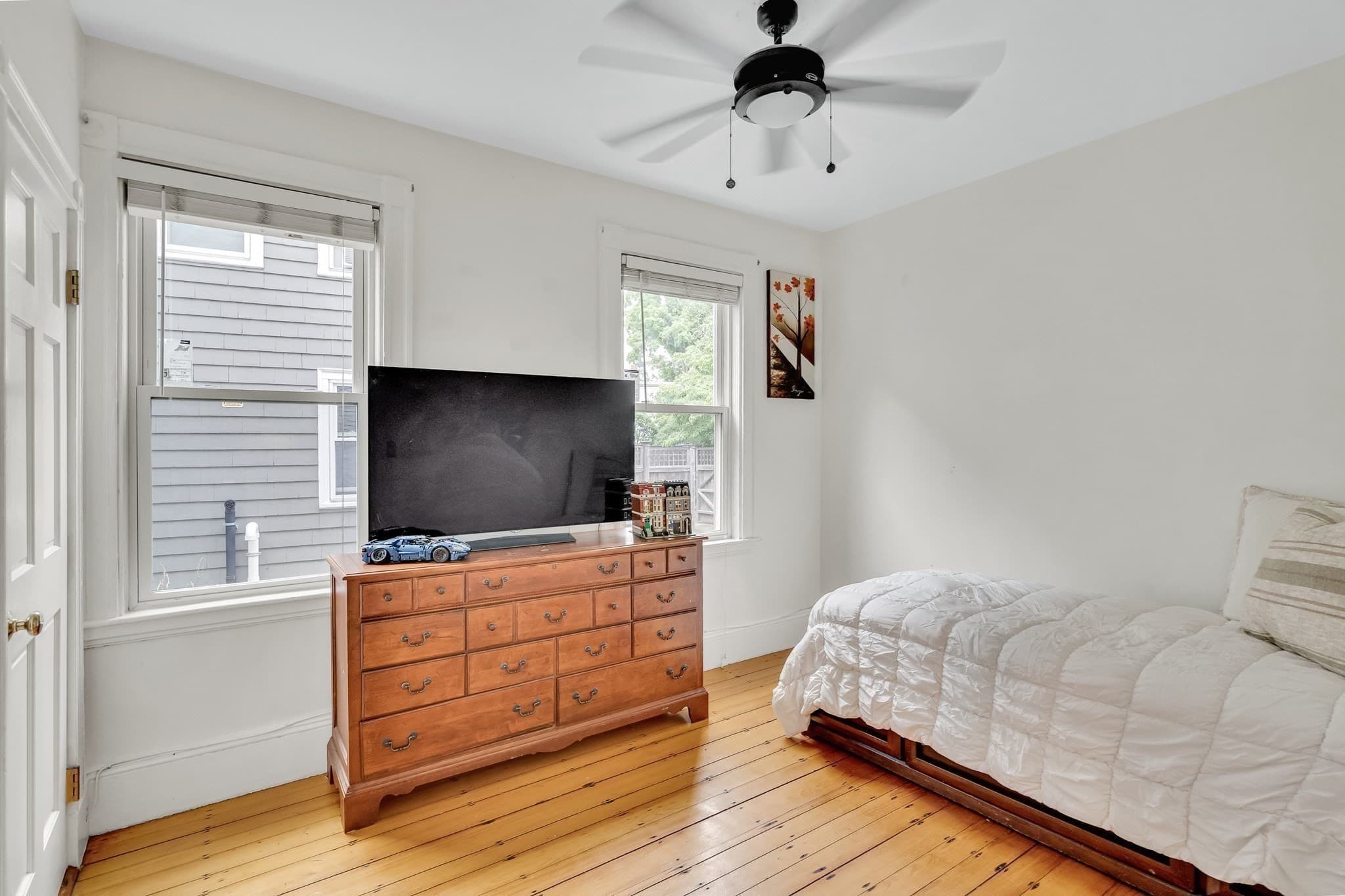 Condominium at 124 Chestnut St # 1, Brookline MA 02445, Brookline, photo 22 of 27