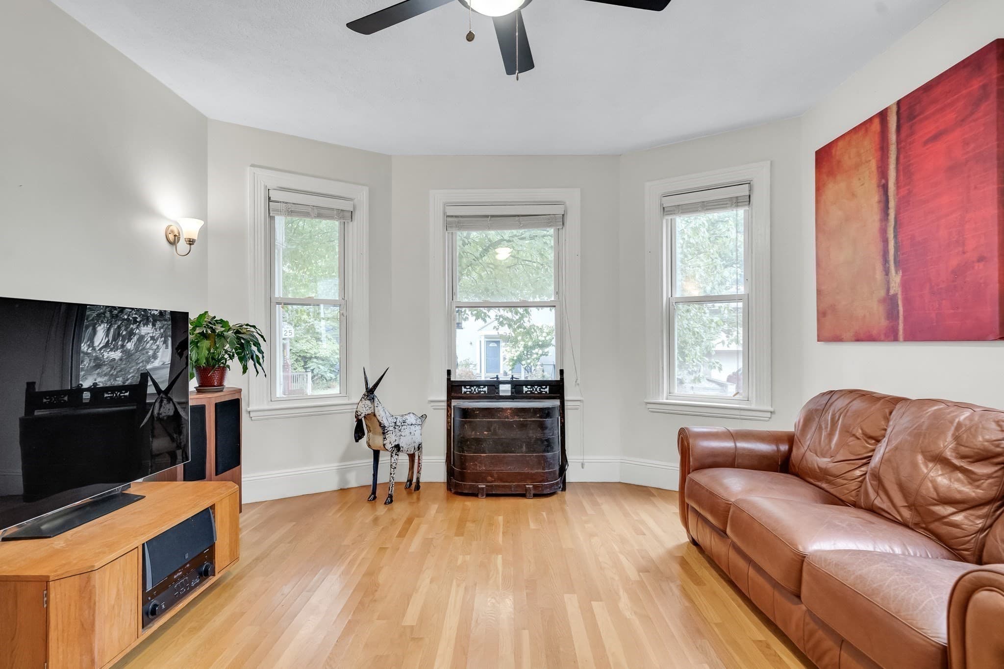 Condominium at 124 Chestnut St # 1, Brookline MA 02445, Brookline, photo 9 of 27