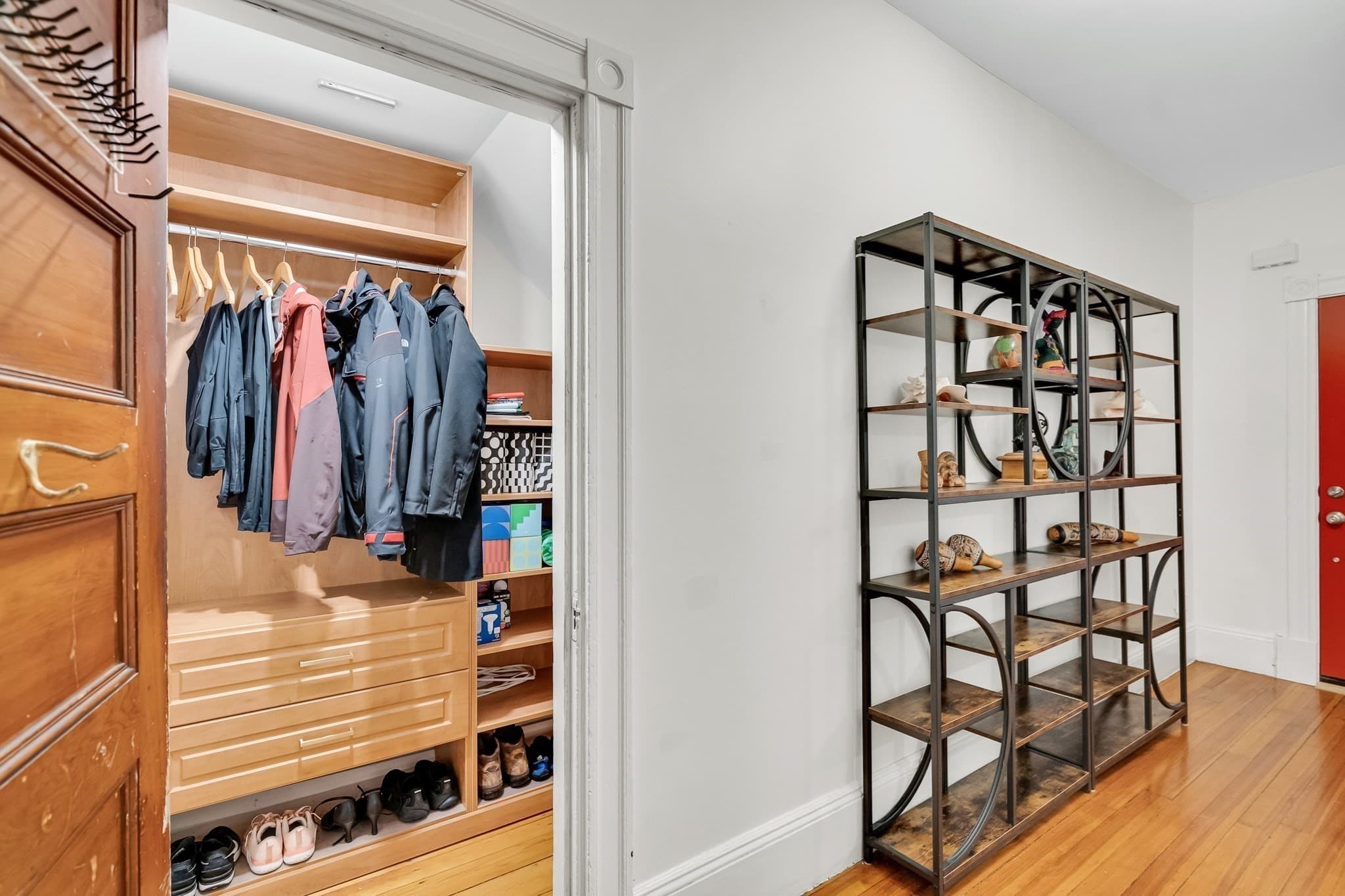 Condominium at 124 Chestnut St # 1, Brookline MA 02445, Brookline, photo 11 of 27