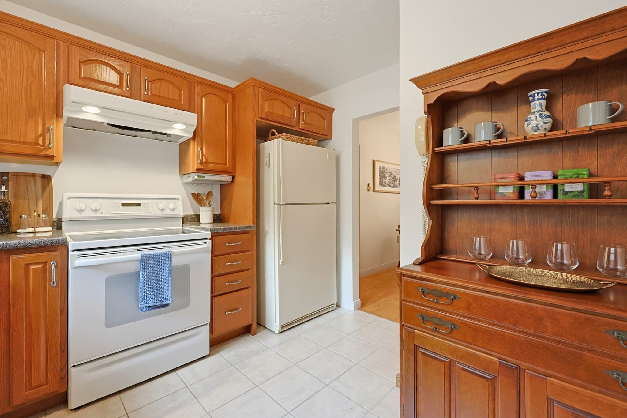 Condominium at 74 Highwood Dr # 74, Franklin MA 02038, Franklin, photo 12 of 30