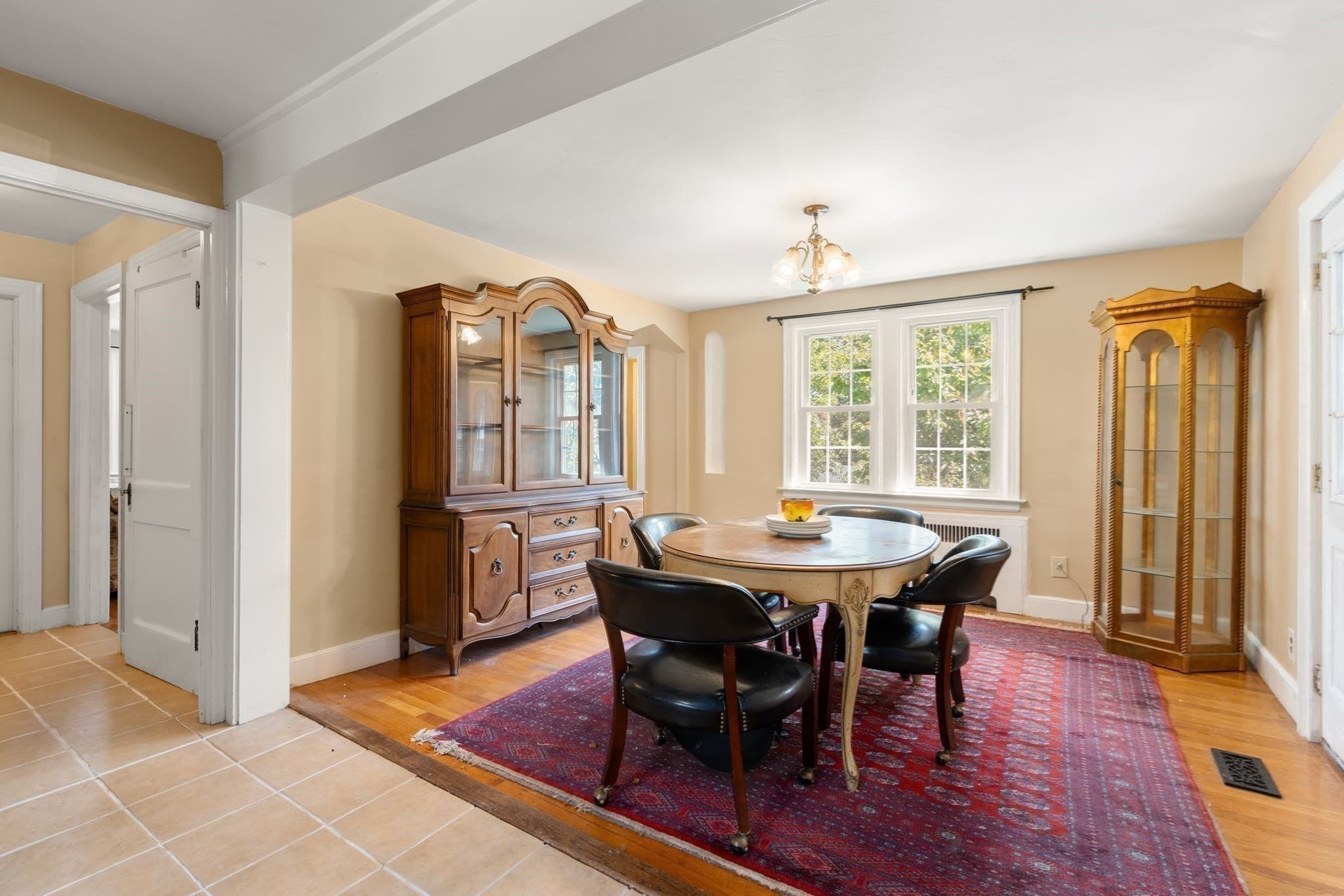 Single Family Residence at 8 Cardinal, Worcester MA 01602, Worcester, photo 6 of 38