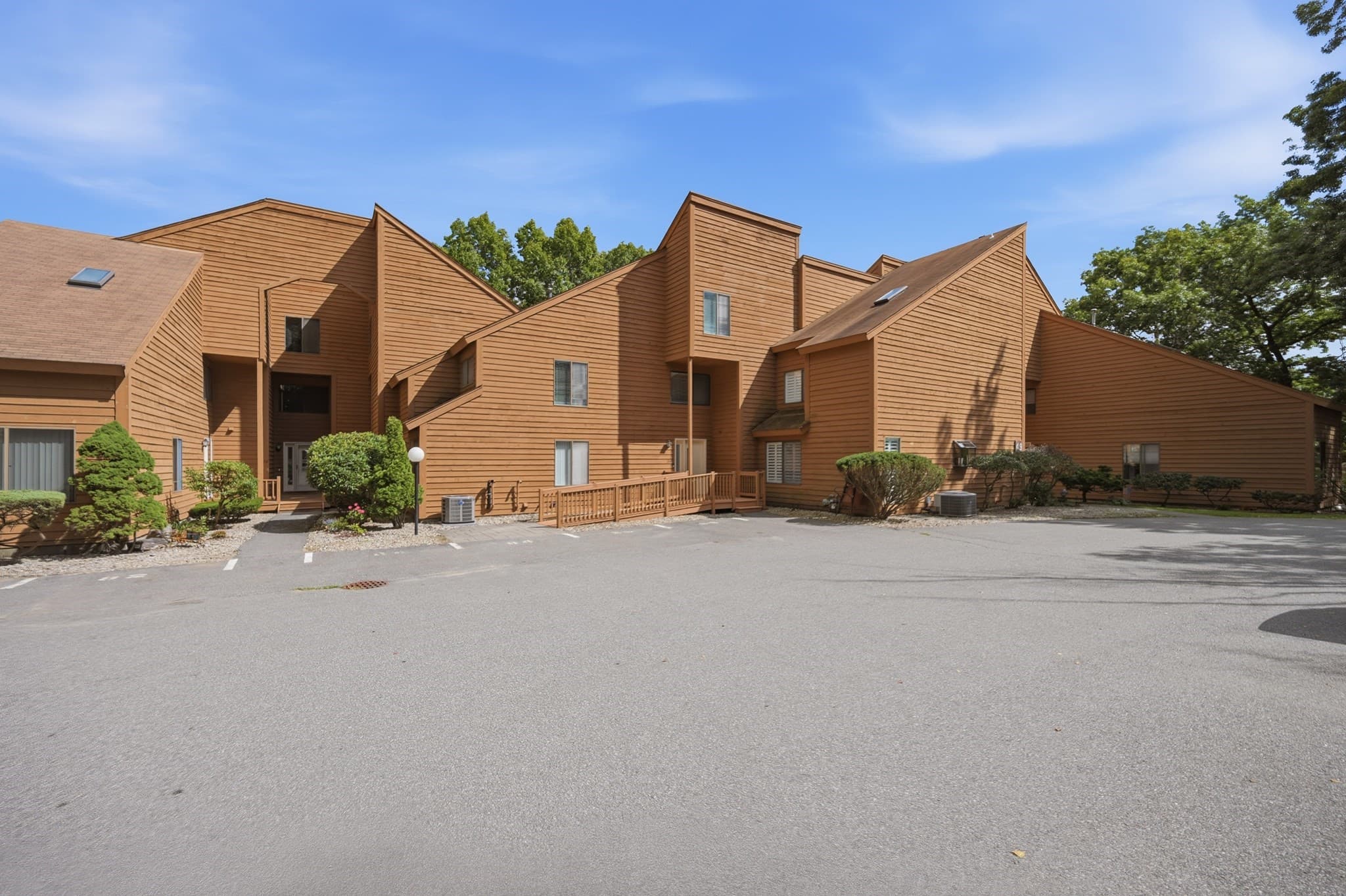 84 Perkins Ct # 84, Haverhill MA 01832