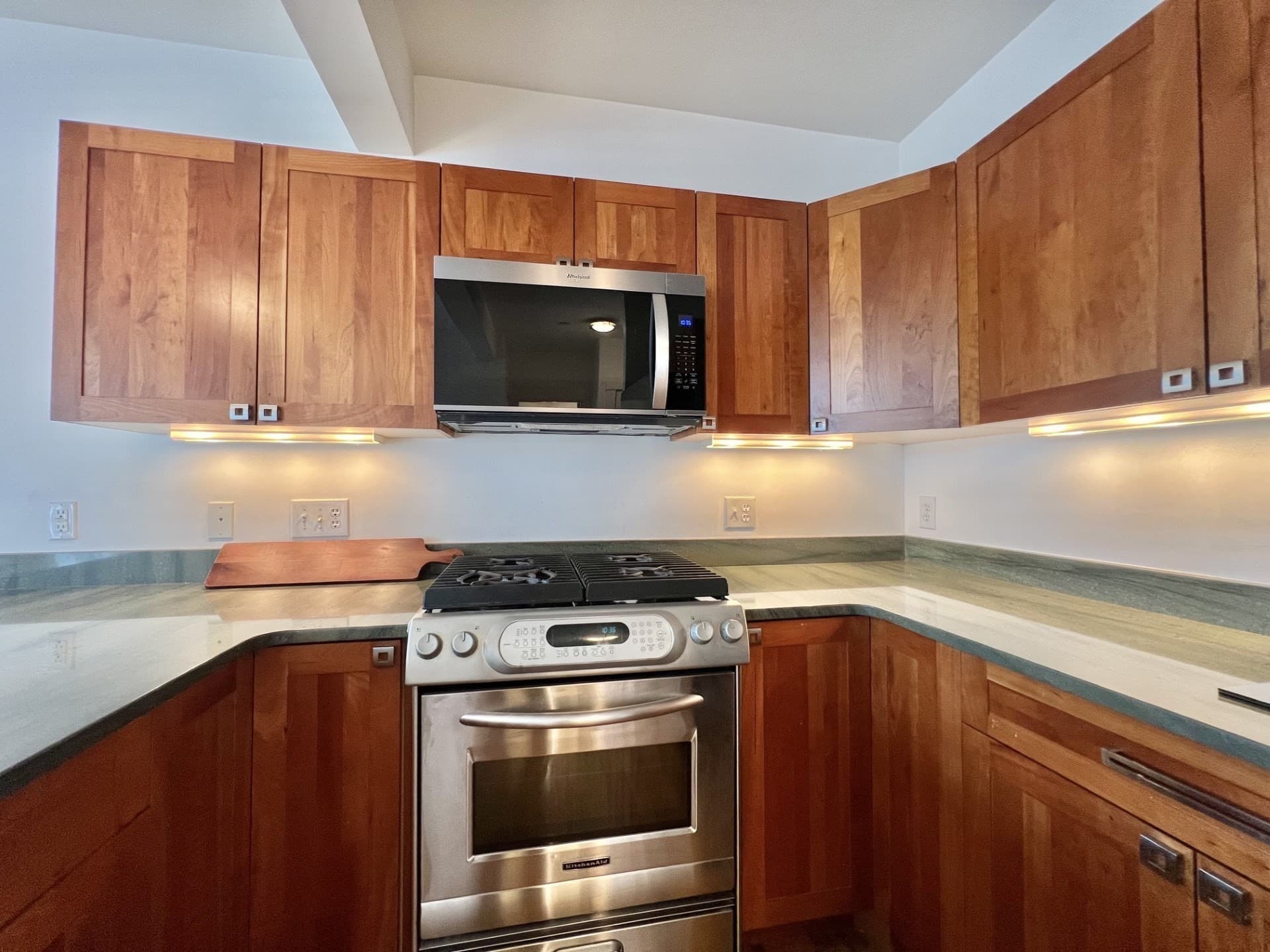 432 Norfolk Street # C, Somerville MA 02143