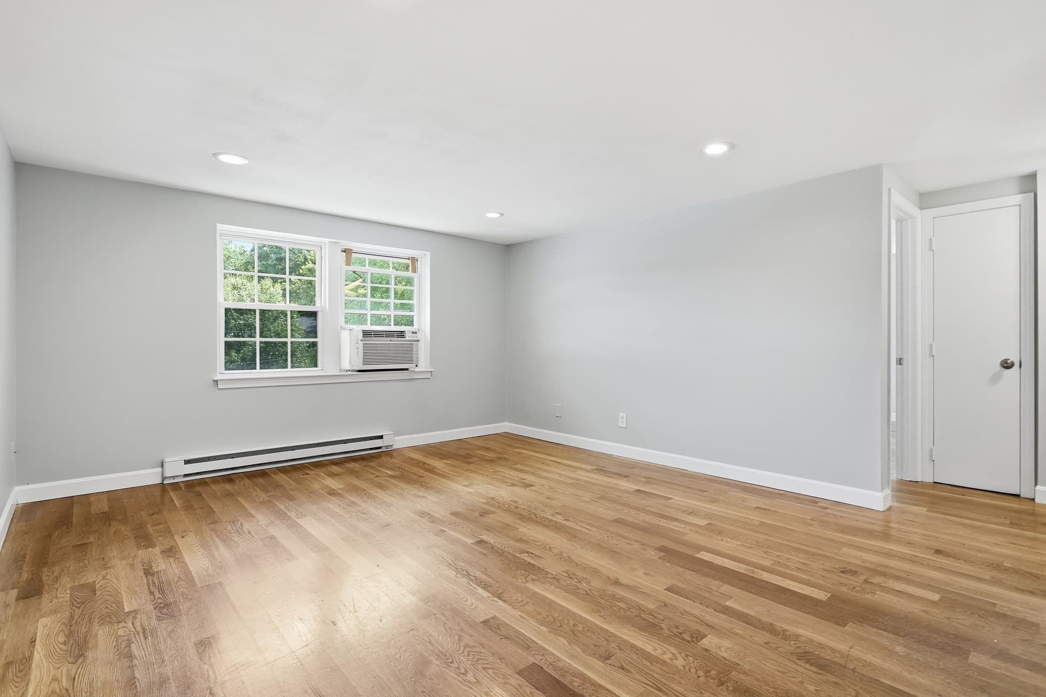 Condominium at 23 Frank St # 6, Dracut MA 01826, Dracut, photo 3 of 16