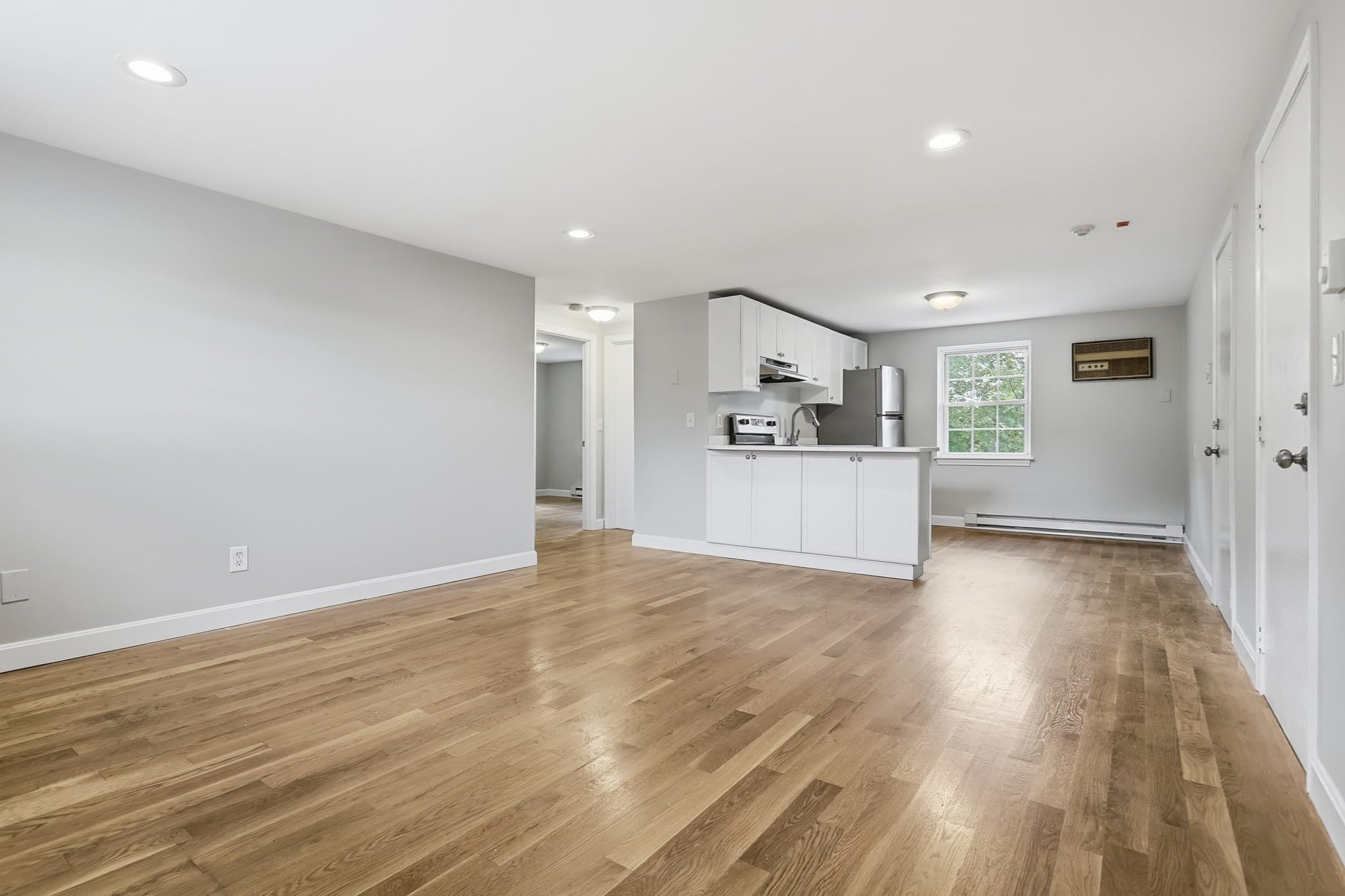 Condominium at 23 Frank St # 6, Dracut MA 01826, Dracut, photo 4 of 16