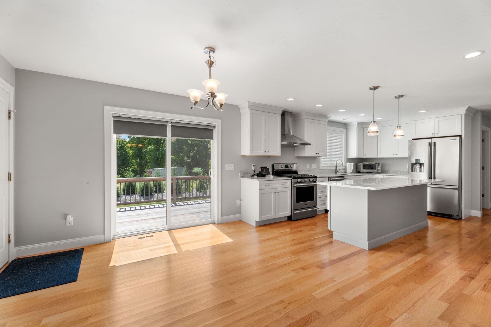 Single Family Residence at 155 East St, Tewksbury MA 01876, Tewksbury, photo 4 of 31